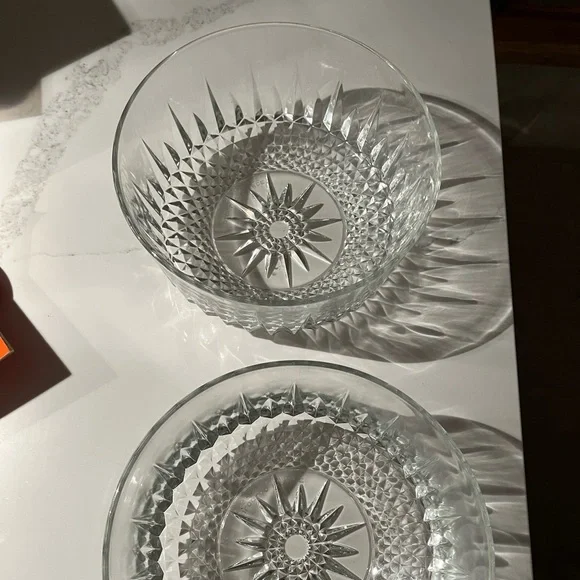 Two arcoroc France 8” glass bowls - Picture 4 of 9